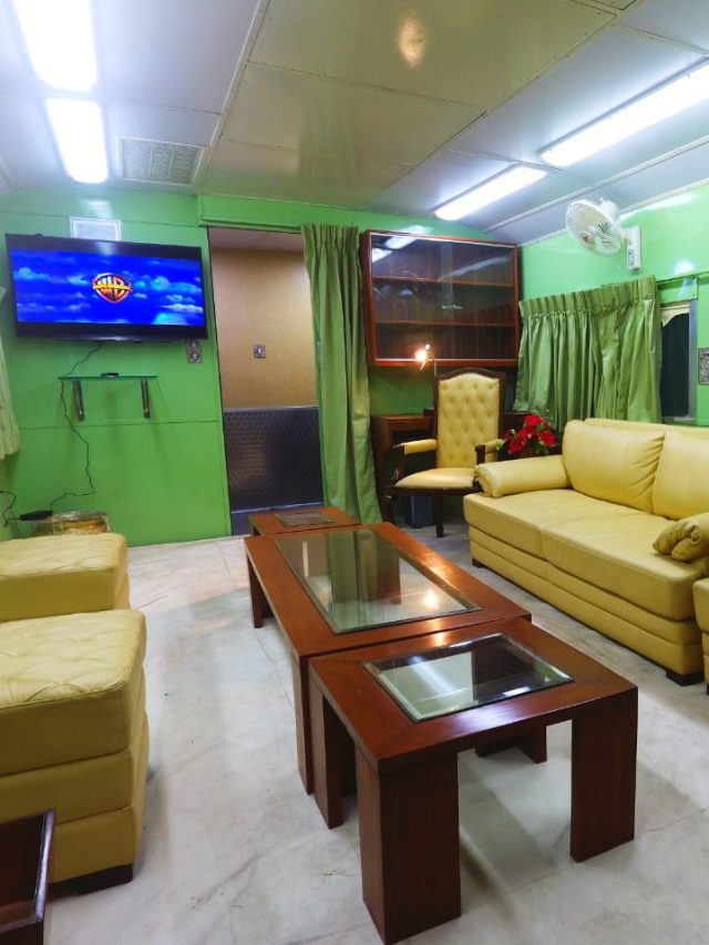 پاکستان ریلوے کا لاؤنچ